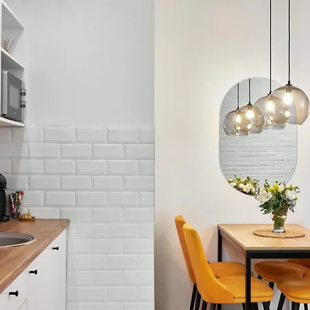 Modern Living - Emberly - Private Parking *